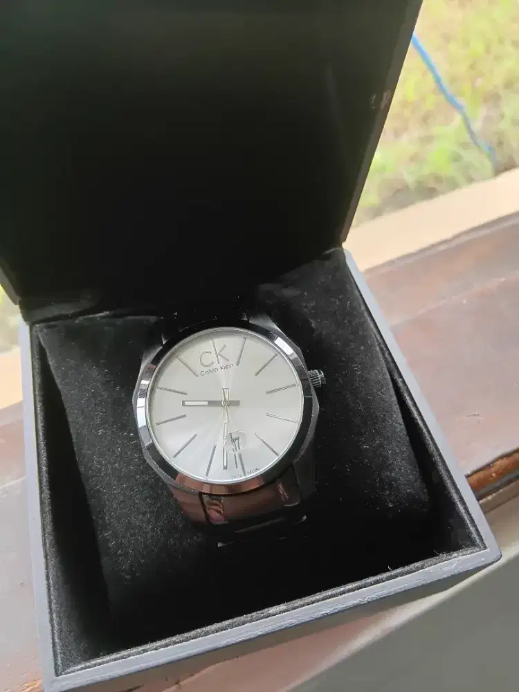 Jam Tangan Pria Calvin Klein Second