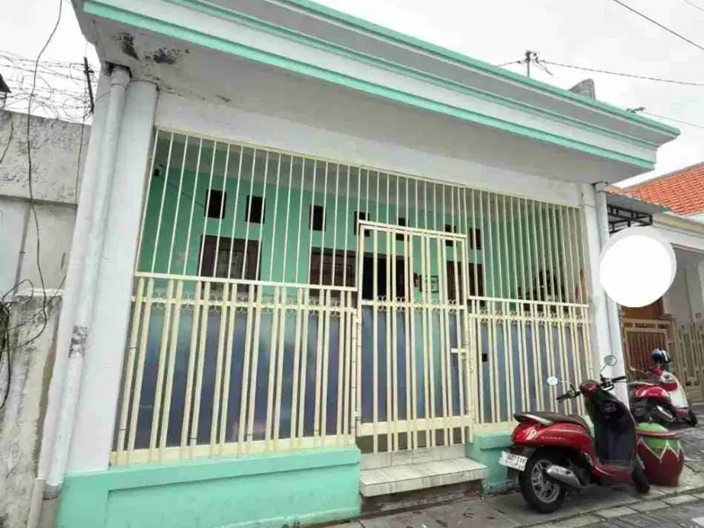 Dijual Rumah Jl. Kawatan, Kel. Aloon-aloon contong, Kec. Bubutan, Kota. Surabaya