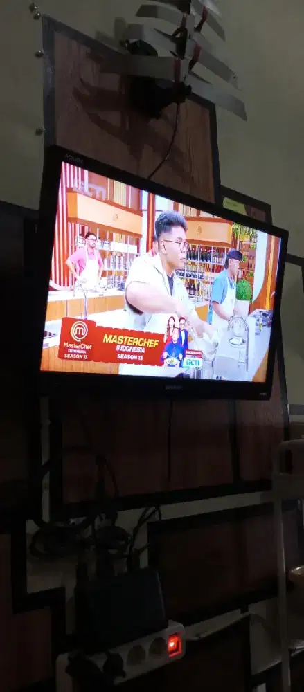 TV SHARP LED 24 INCH