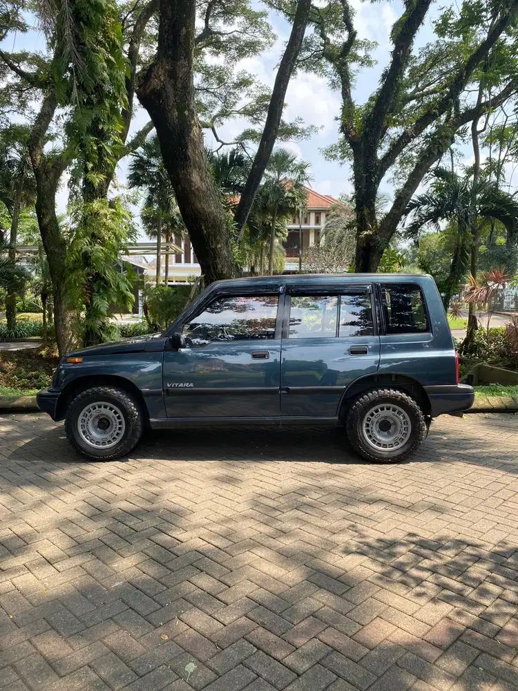Suzuki Vitara 1993 Bensin