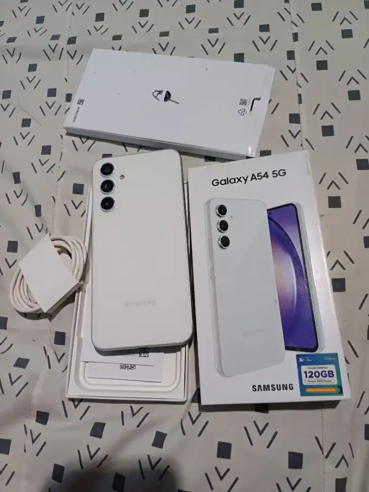 Samsung a54 5G ram 8/256 gb second sein