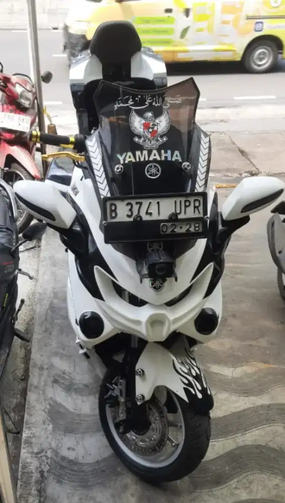 Yamaha nmax modif