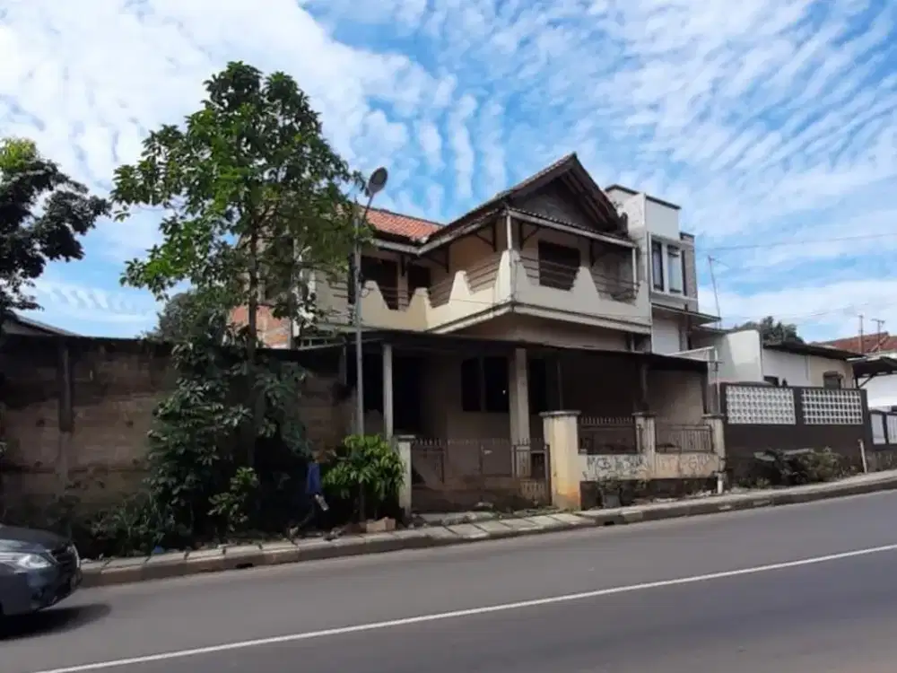 Dijual Cepat Rumah 2 Lantai Lokasi Strategis di Narogong Bekasi