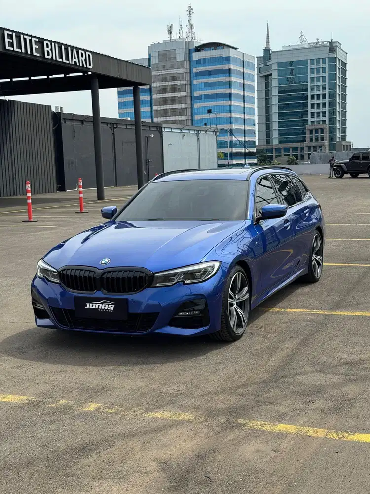 RARE BMW 320i TOURING NIK 2020 BIRU