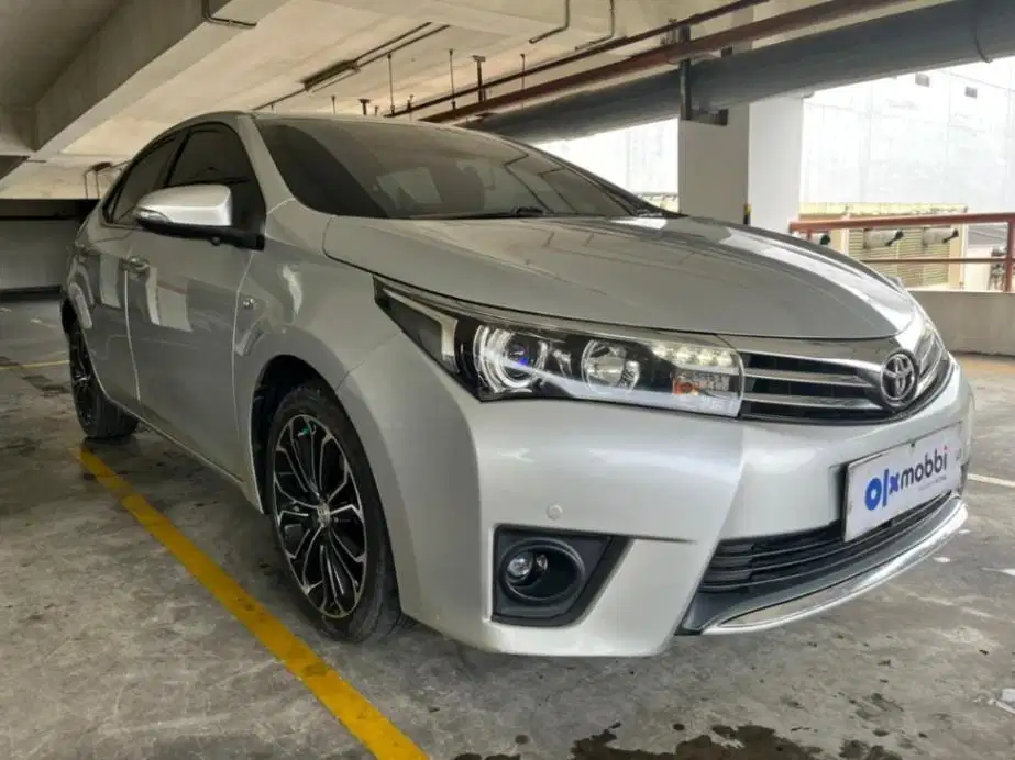 Toyota Corolla Altis 1.8 V Bensin-AT 2016 5EP