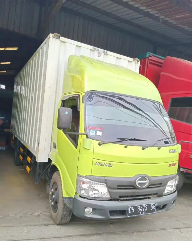 Hino Dutro 136HDL 2022 / 2023