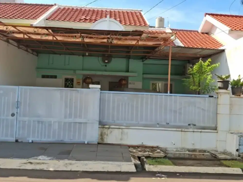 Dijual Cepat Rumah di Boulevard Hijau Harapan Indah Bekasi