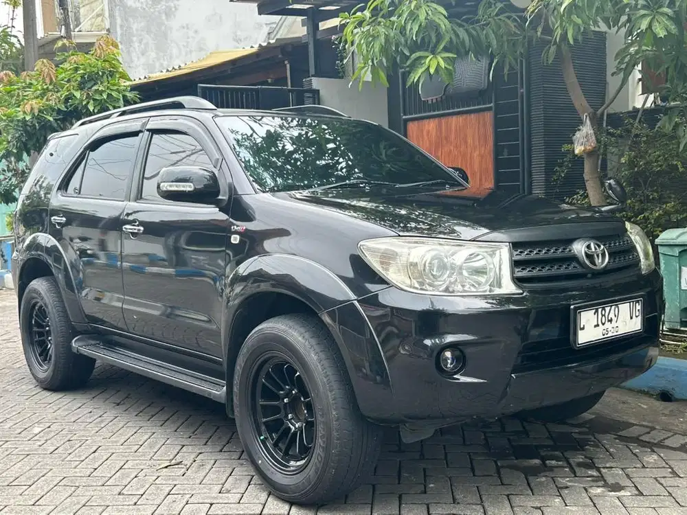 Toyota FORTUNER 2.5 PMK 2010 Matic AT Diesel