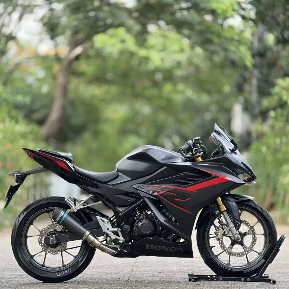 HONDA NEW CBR 150R ABS 2021 HITAM KM LOW PAJAK PANJANG NO MINUS
