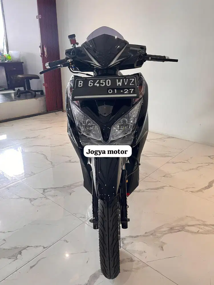 (A) Honda Vario 125 Techno Tahun 2012