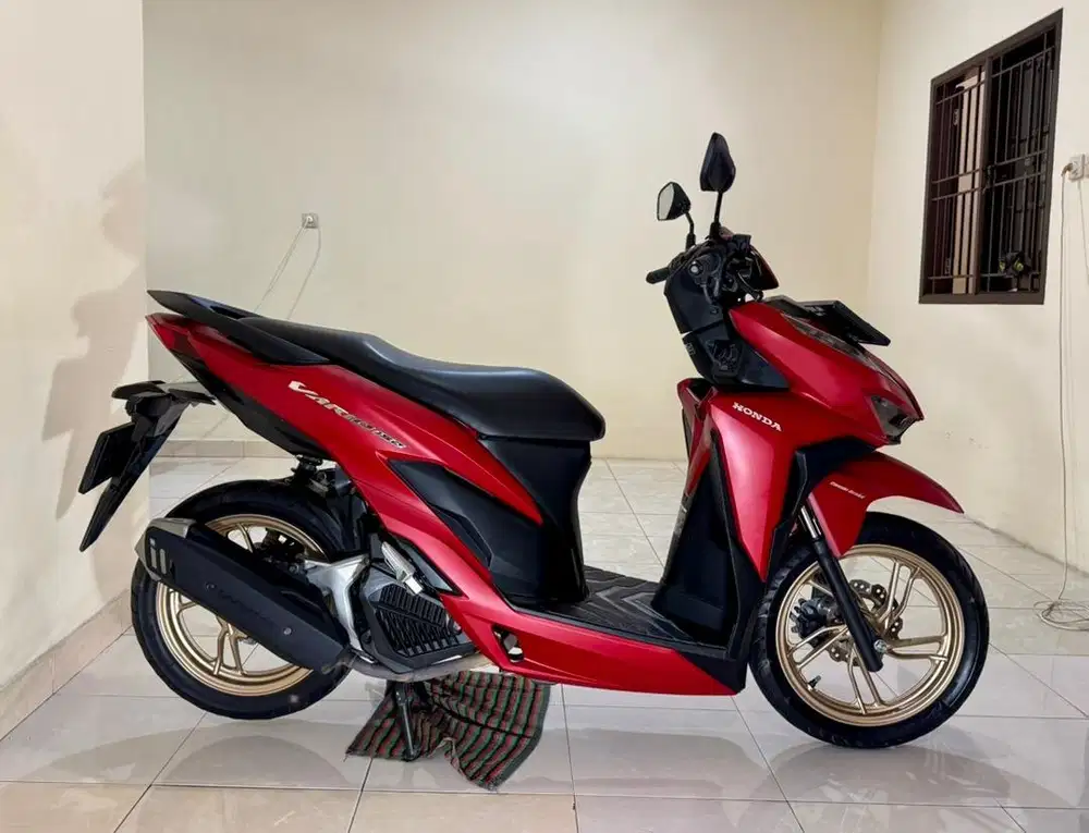 Honda Vario 150 Keyless CBS ISS MULUSSS Surat Lengkap