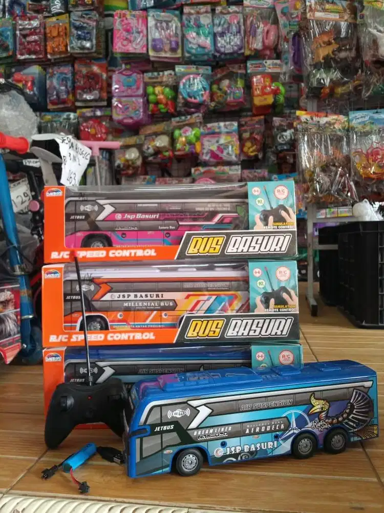 mainan anak rc bus basurii bateraii cas