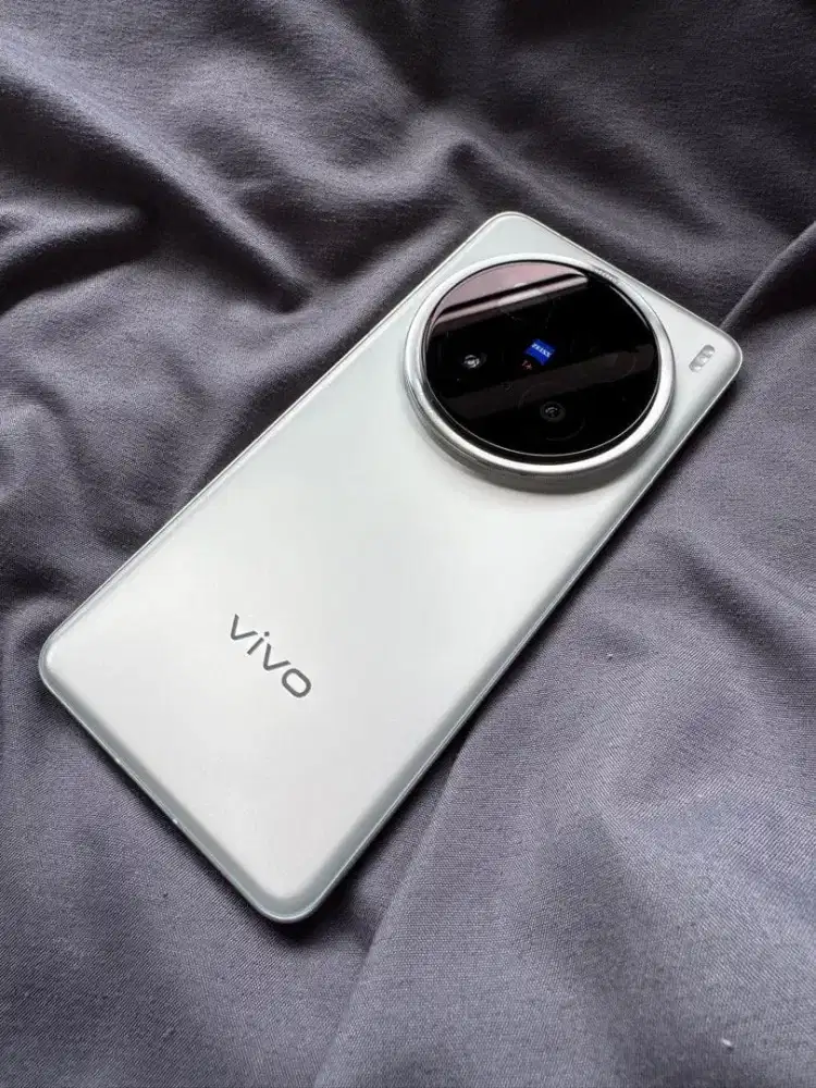Vivo X200 Pro Ram 16/1TB Terdaftar Cukai