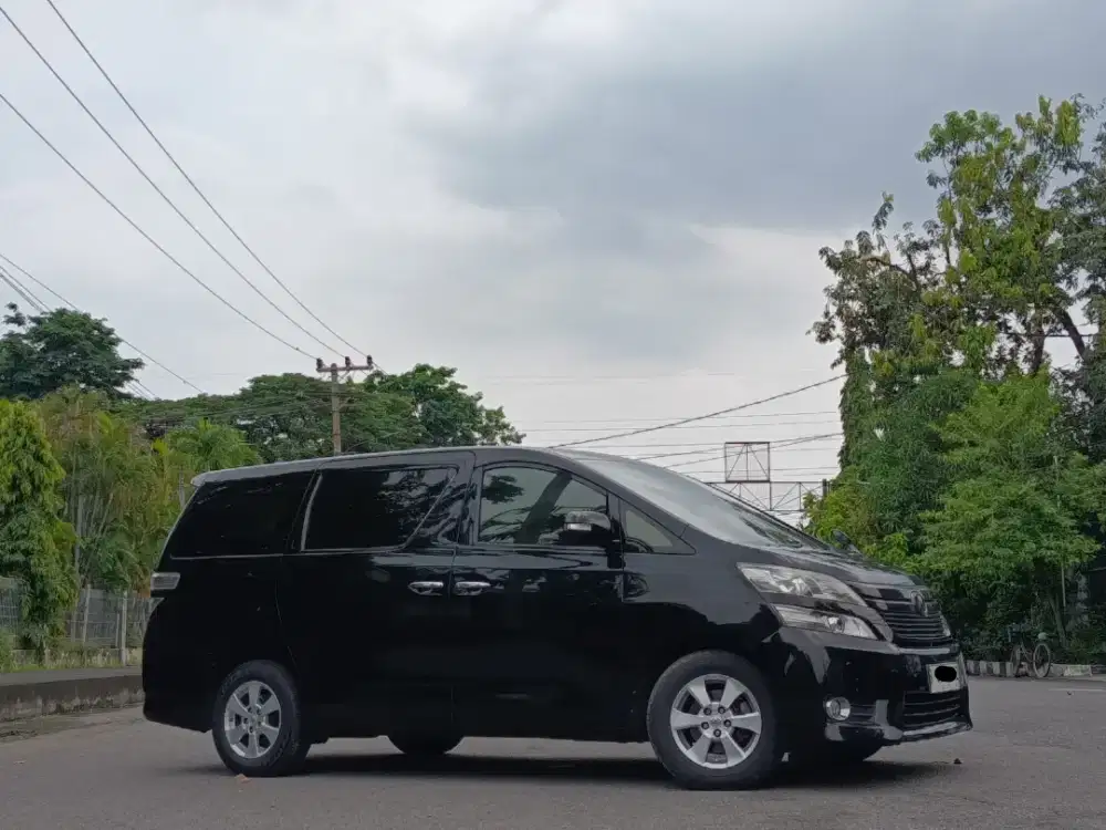 [KM:62rb'an] Toyota Vellfire 2.4 X 2012 Automatic Sunroof