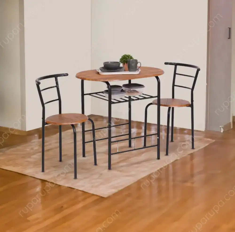 Meja makan set hanna