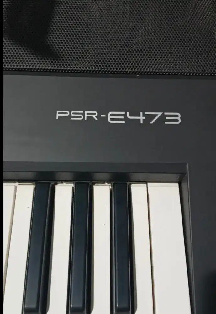 YAMAHA ARRANGER KEYBOARD YAMAHA PSR E 473 BODY MULUS LIKENEW LCD OFFXT