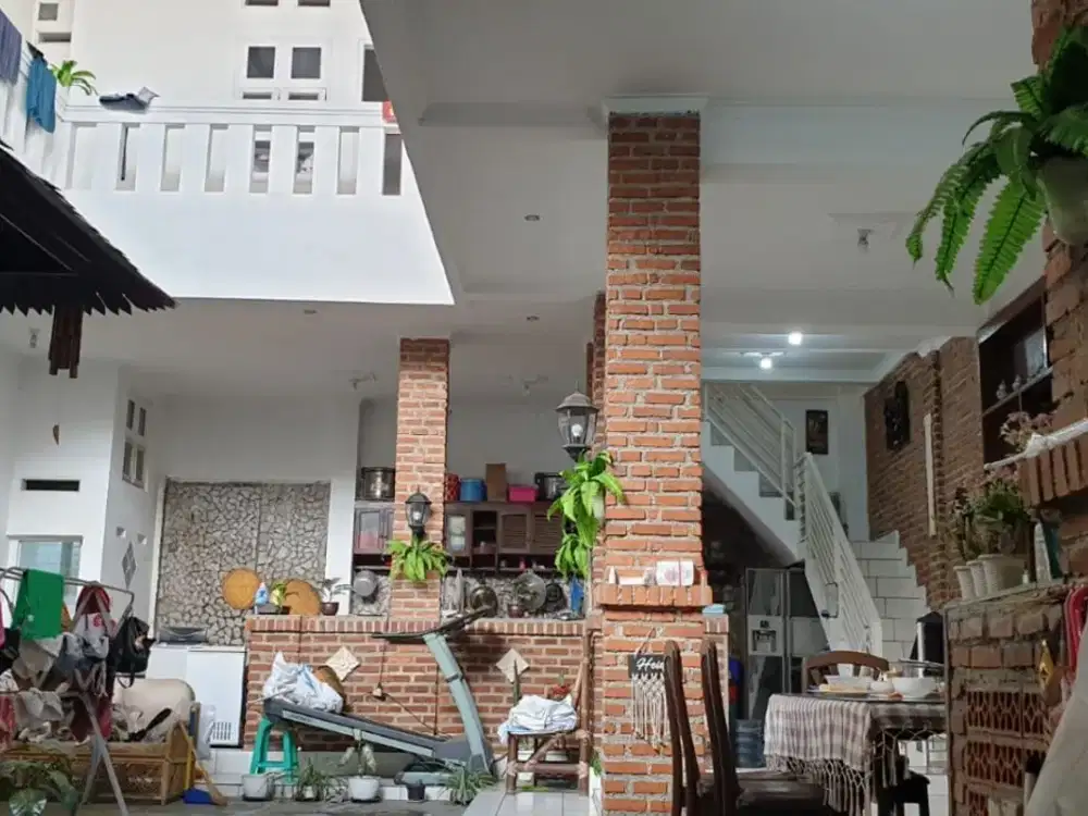 Dijual Rumah di Jl Babakan Cimahi Tengah