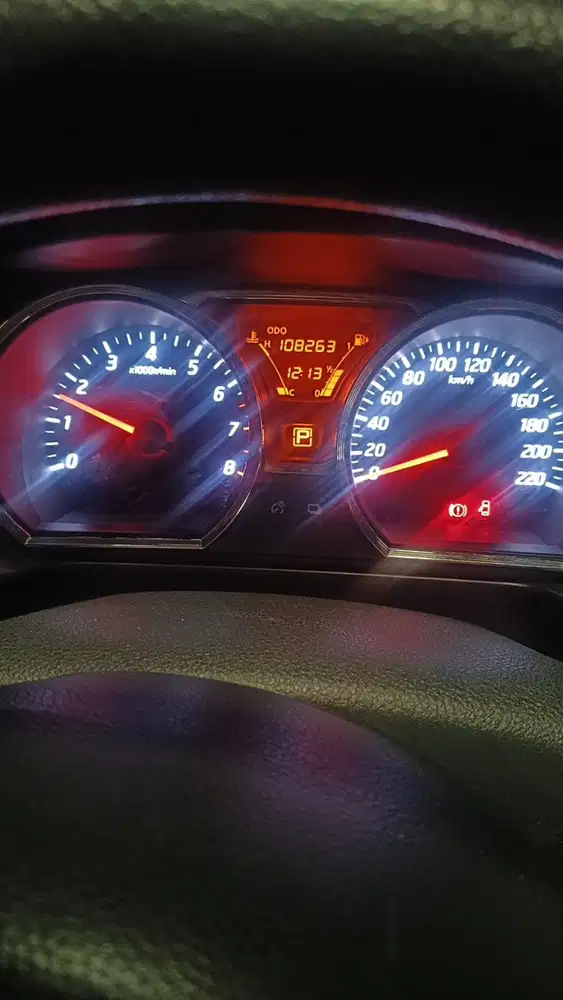 Nissan Grand livina 2015 Bensin