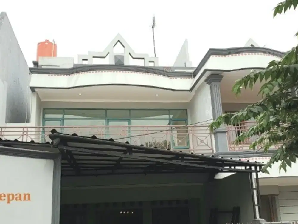 Dijual Cepat Rumah 3 Lantai di Jatibening Bekasi