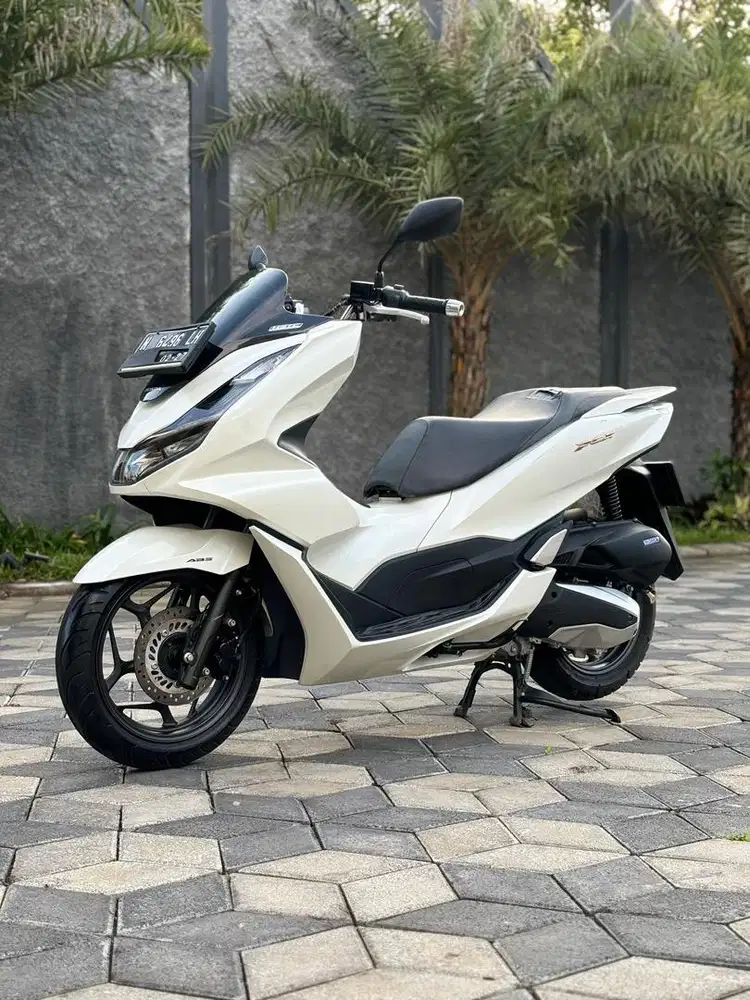 Honda PCX 160 ABS Keyless N Malang Odo 15rb Koko Motor