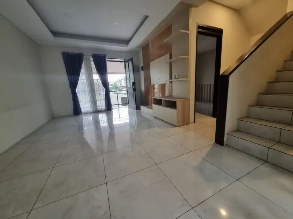 Jarang Ada Rumah Dijual di Kota Baru Parahyangan With Pool