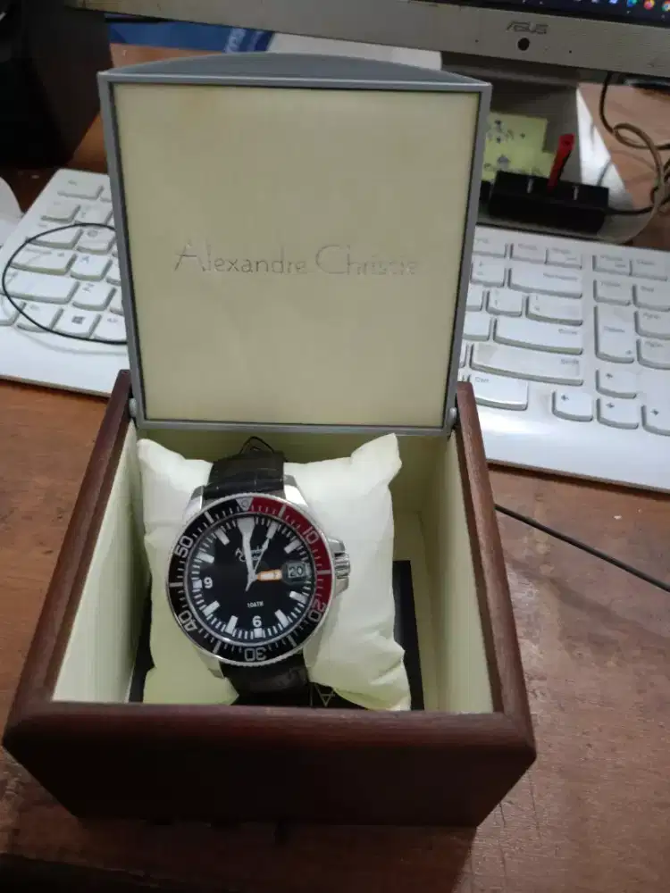 Jam tangan Alexandre Christie