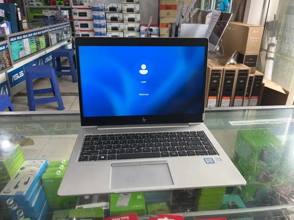 Laptop hp Elitebook i5 gen8 Ram 8gb ssd 256gb garansi 6 bln