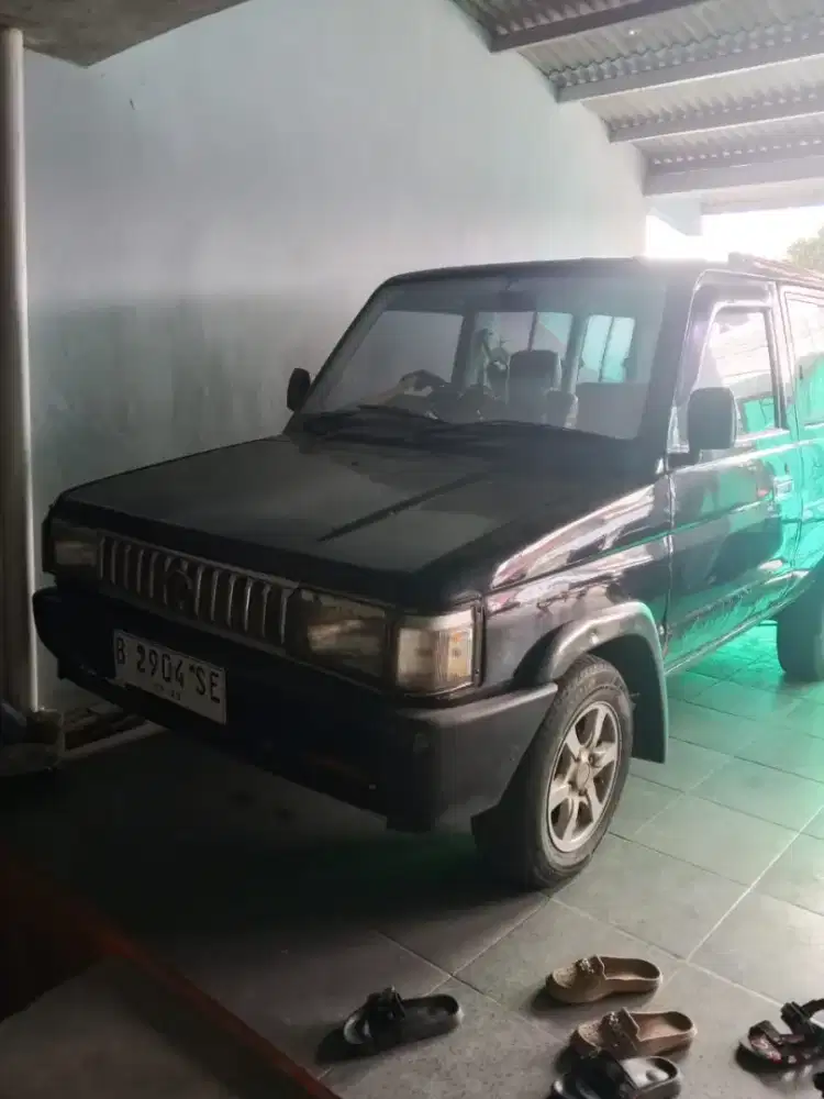 Dijual kijang super
