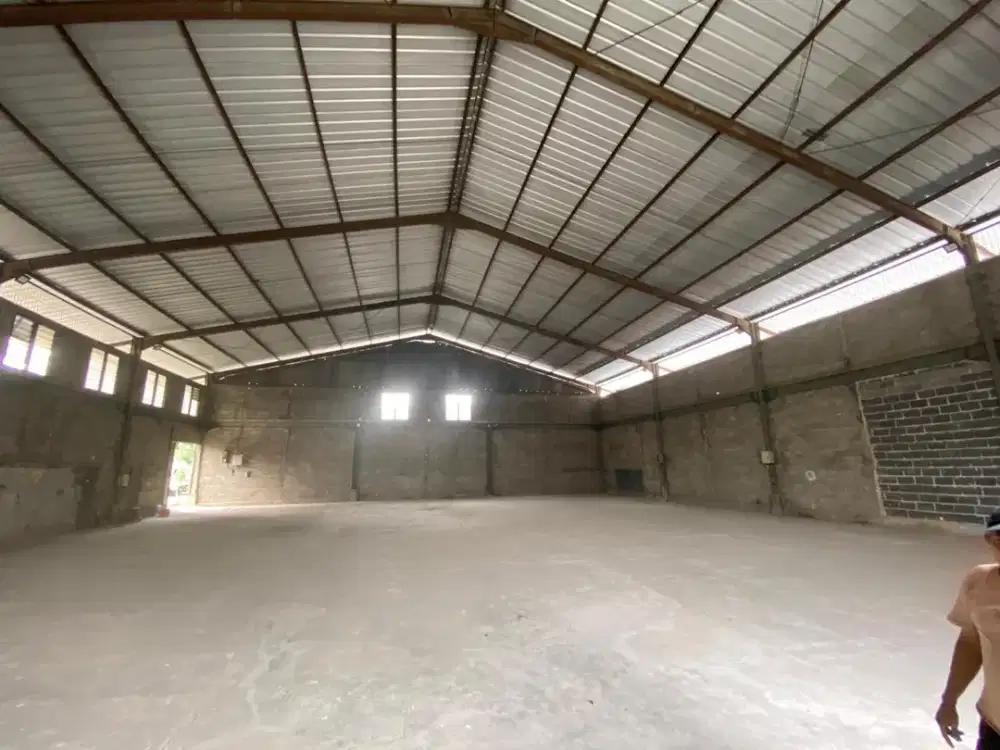 DISEWAKAN CEPAT GUDANG 1500M2 TERMURAH DI GUNUNG PUTRI – KAB. BOGOR