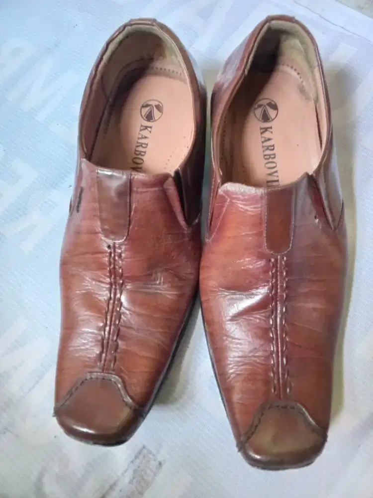 Sepatu pentopel warna cokat