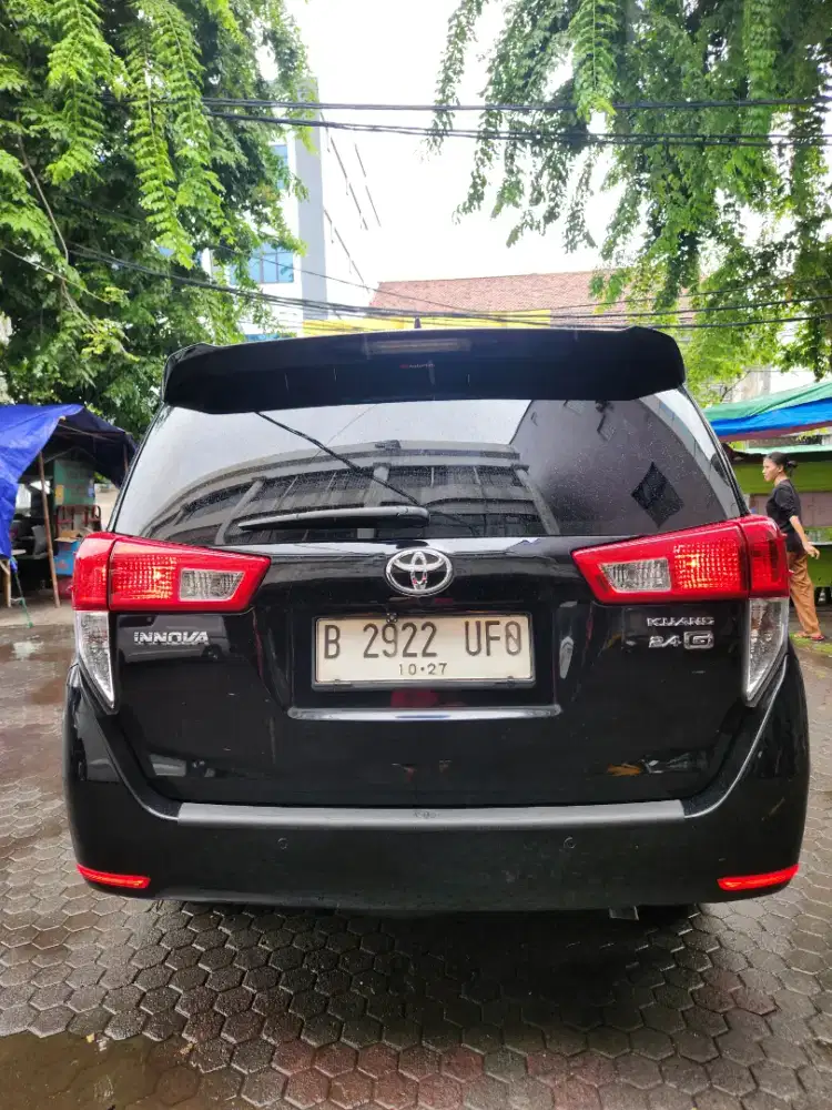 TOYOTA INNOVA.   2 4. G  AT DSL 17