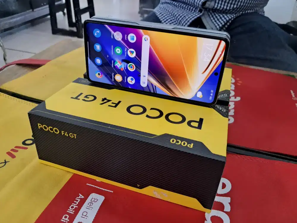 POCO F4 GT 5G Ram 12 /256 GB lengkap normal