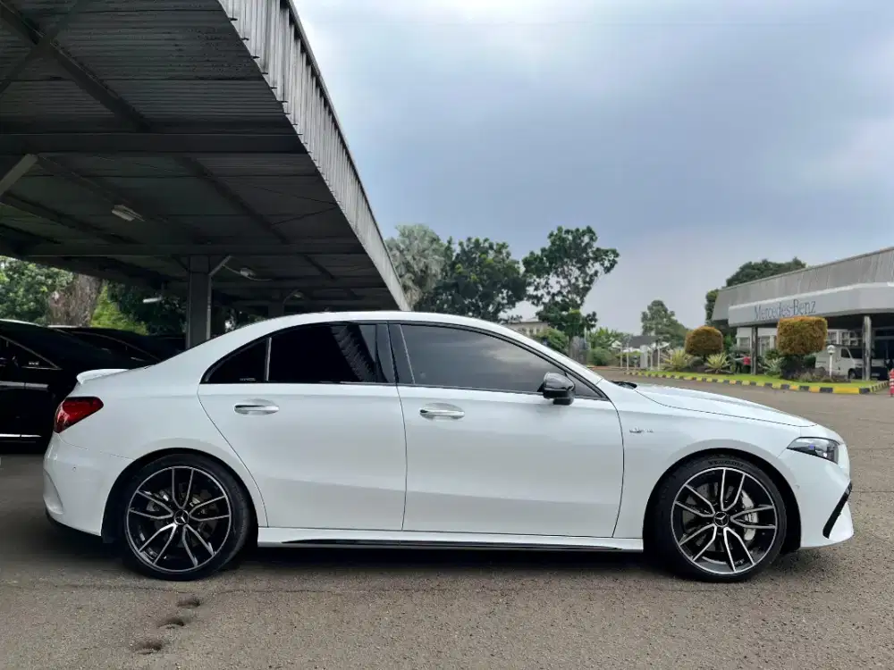 Mercedes-AMG A 35 Sedan Tahun 2023