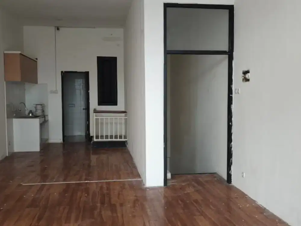 Ruko 2 Lantai, Siap Huni, Lokasi Strategis dan Ramai Di Kelapa Gading