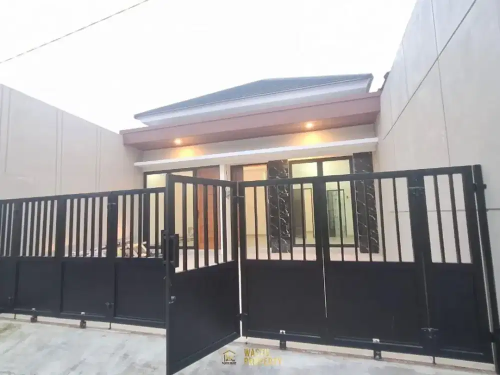RUMAH MODERN, CARPOT 2 MOBIL, 9 MENIT DARI BANDARA ADI SUJIPTO