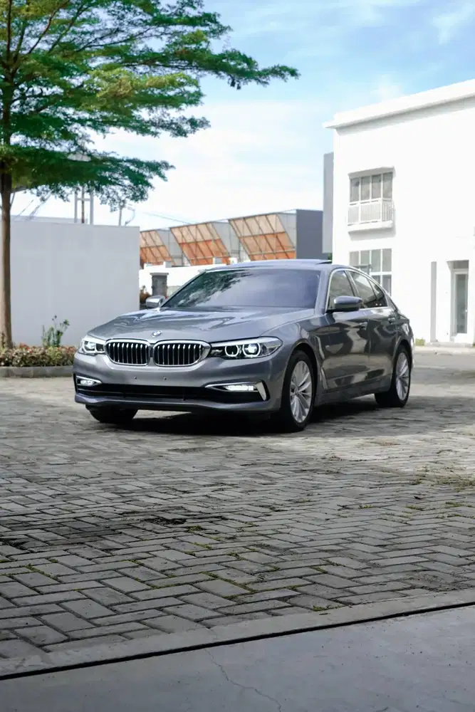 Full Ori 2018 530i Luxury BMW Bluestone OTO 888