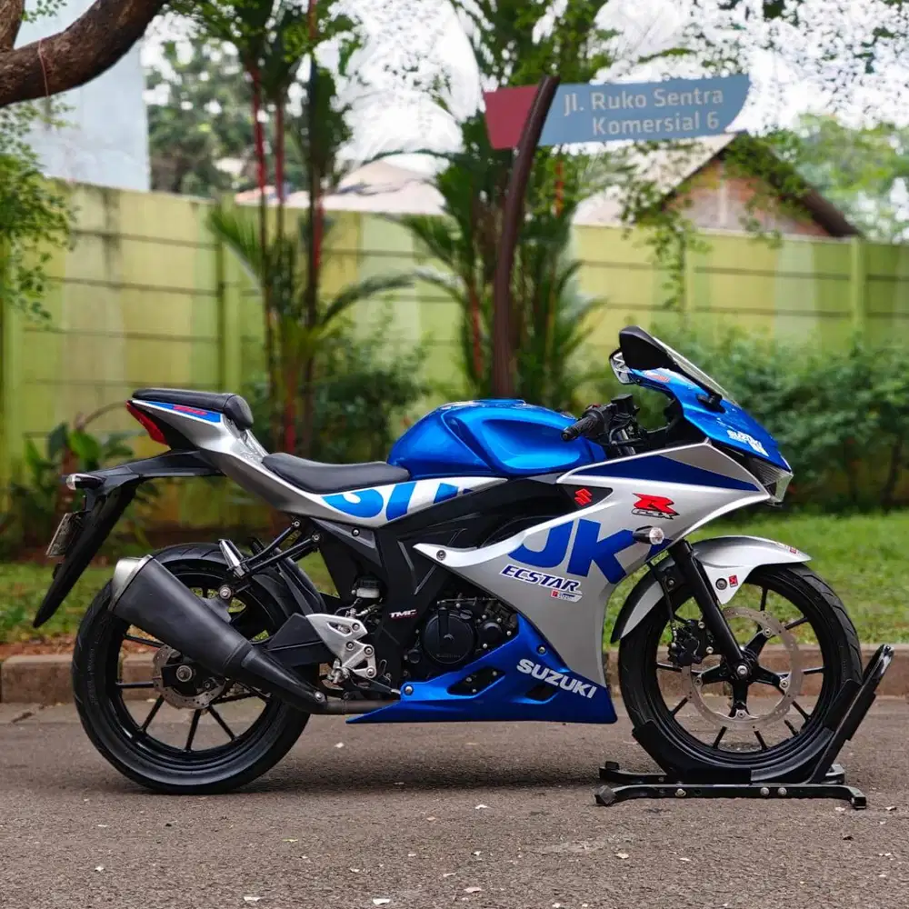 SUZUKI GSX 150R 2022 BIRU SILVER KM LOW PAJAK PANJANG SIAP RIDING