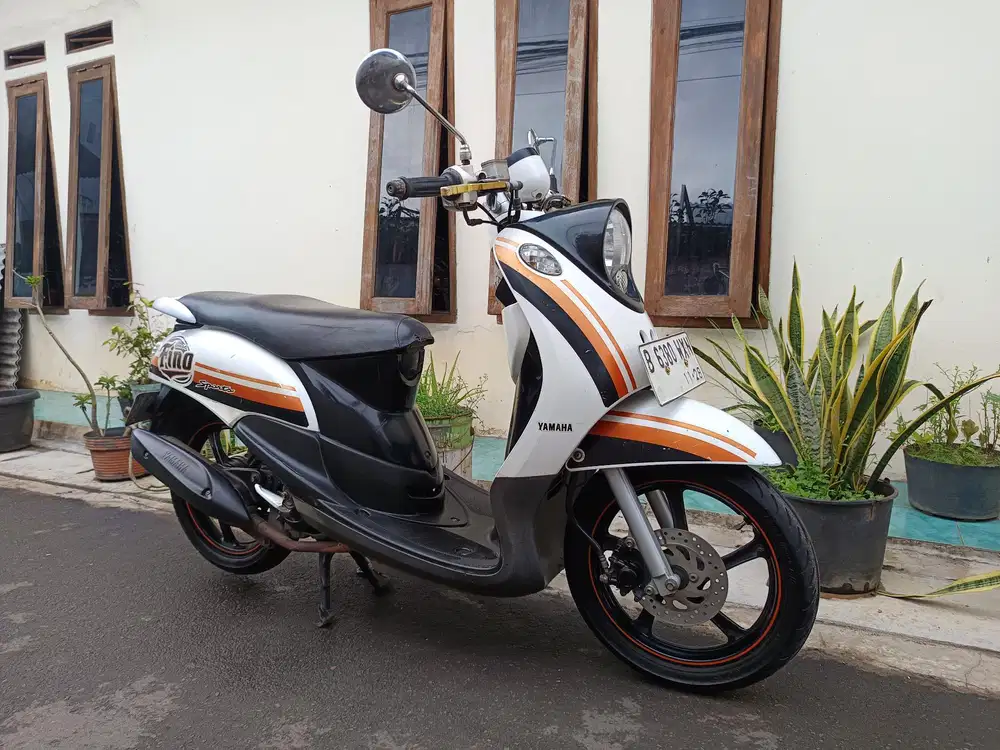 YAMAHA fino karbu 2013 lengkap mesin halus
