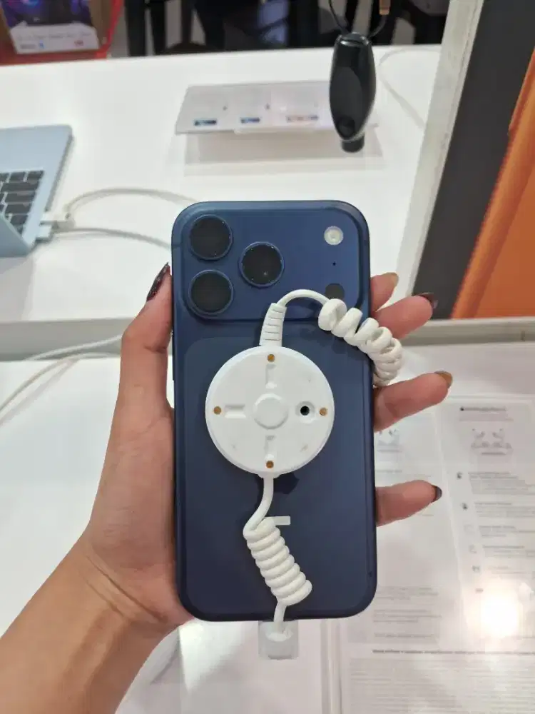 Cicilan Iphone 17 pro pakai home credit