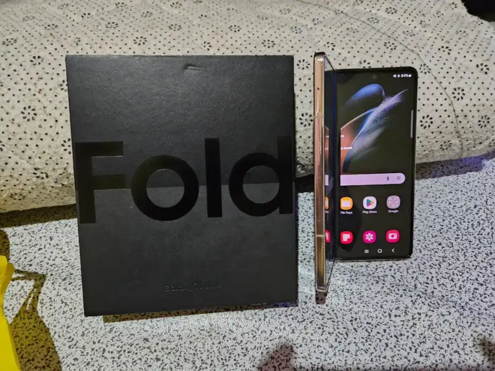 Samsung ZFold 4
