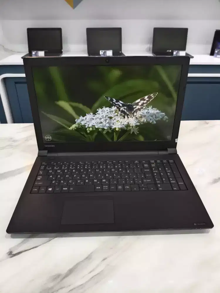 [T11] Laptop Toshiba| Editing | 8GB | 256GB | 15'6INCH | SIAP PAKAI