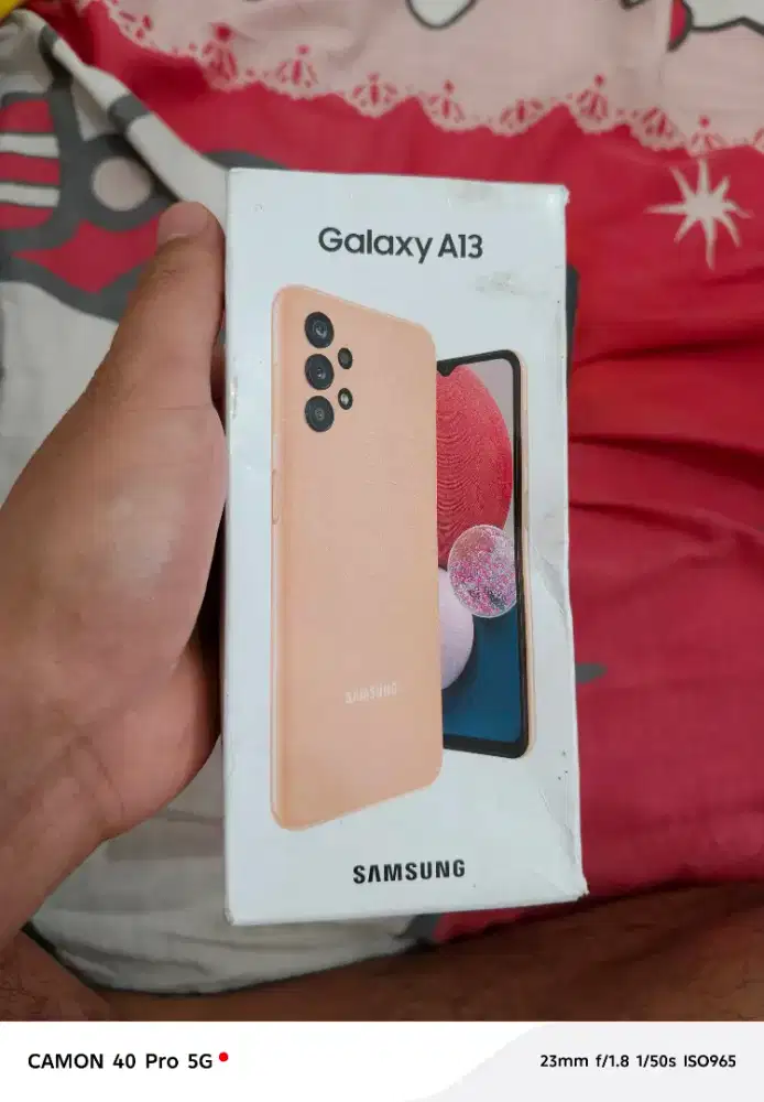 Di jual samsung A13 HP sama dus