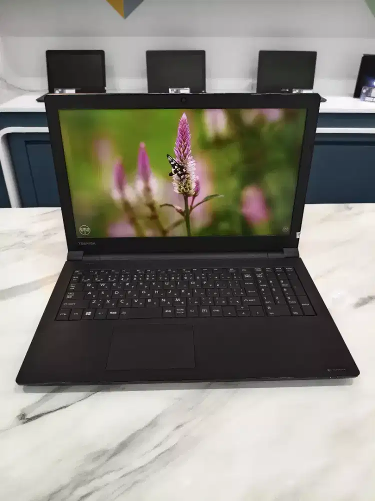 [T11] Laptop Toshiba | Numlock |8Gb|256Gb|15'6inch|Cocok Untuk Pelajar
