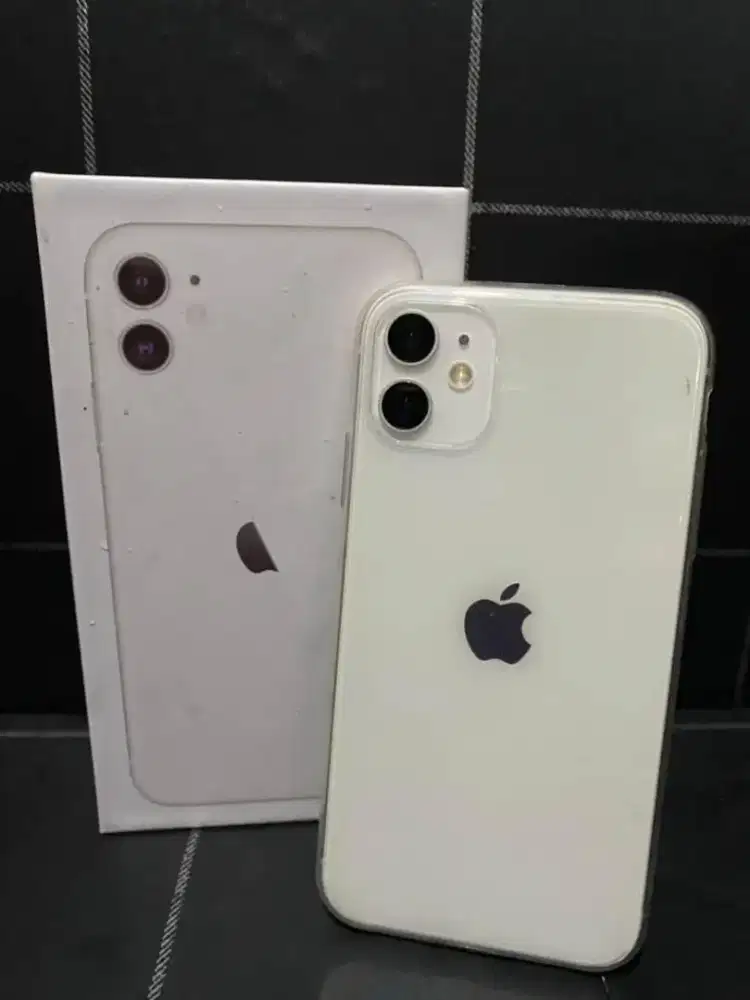 Dijual Iphone 11 ram 128 gb