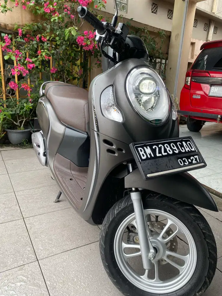 Honda Scoopy Stylish Brown 2022 Keyless KM 14rb