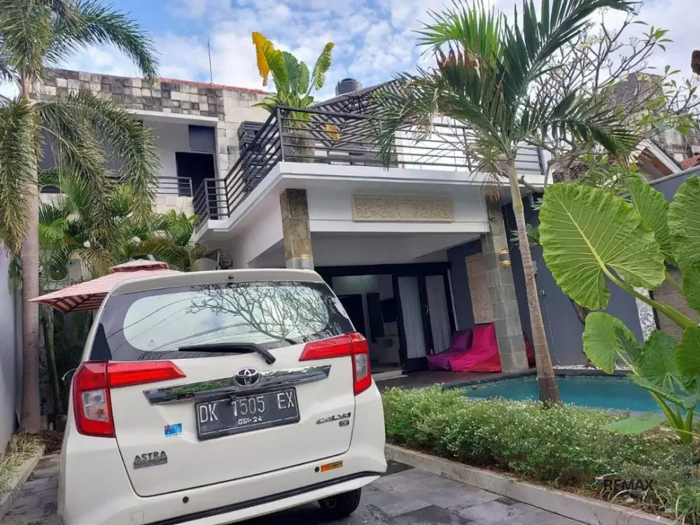 Villa dengan Gaya Minimalis Dijual, di Semer, Umalas Area
