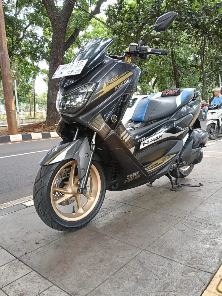 DIJUAL CASH YAMAHA N MAX OLD 155 THN 2018 PAJAK IDUP SIAP PAKAI