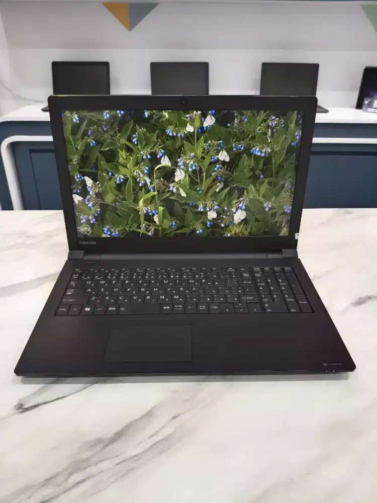 [T11] Laptop Toshiba| Desain | 8GB | 256GB | 15'6INCH | Siap Pakai