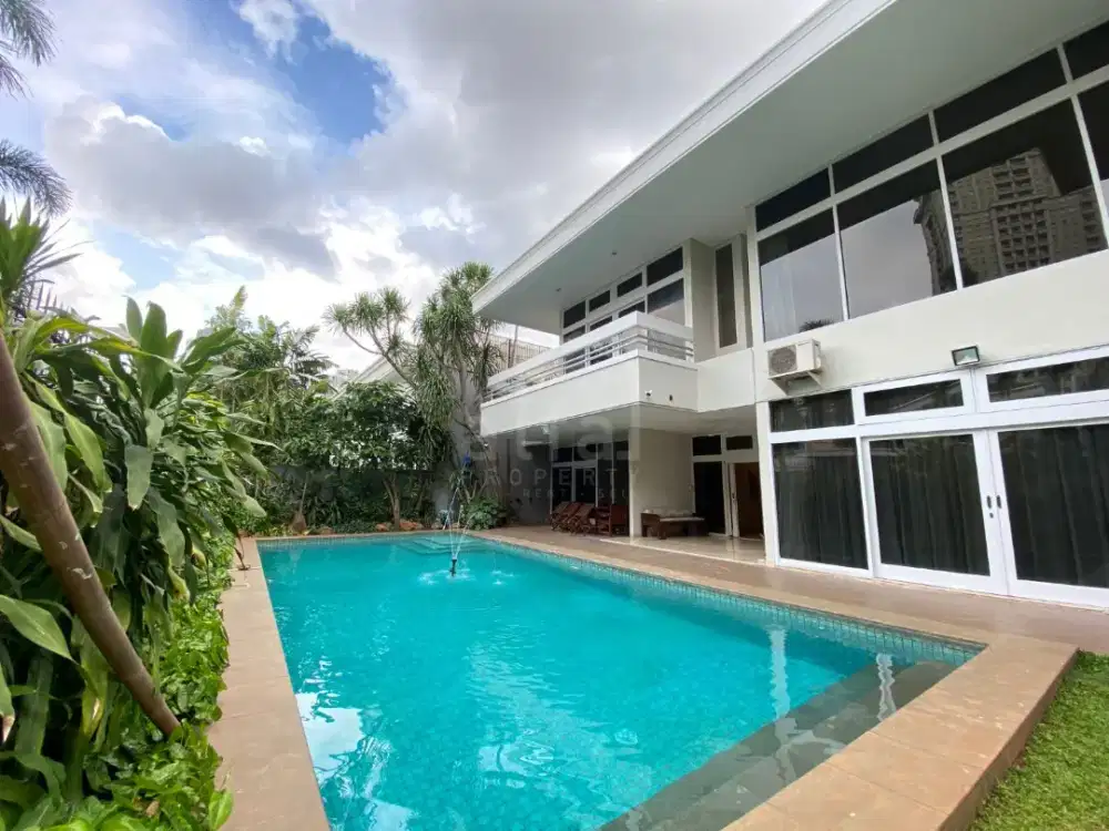 Di Sewakan / For Rent Rumah Mewah Permata Hijau Area 5Bedroom