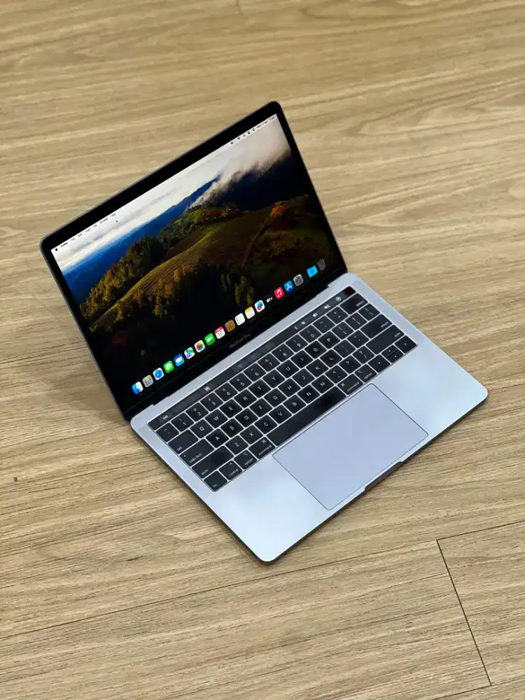 MacBook Pro 2019 13inch 8/256